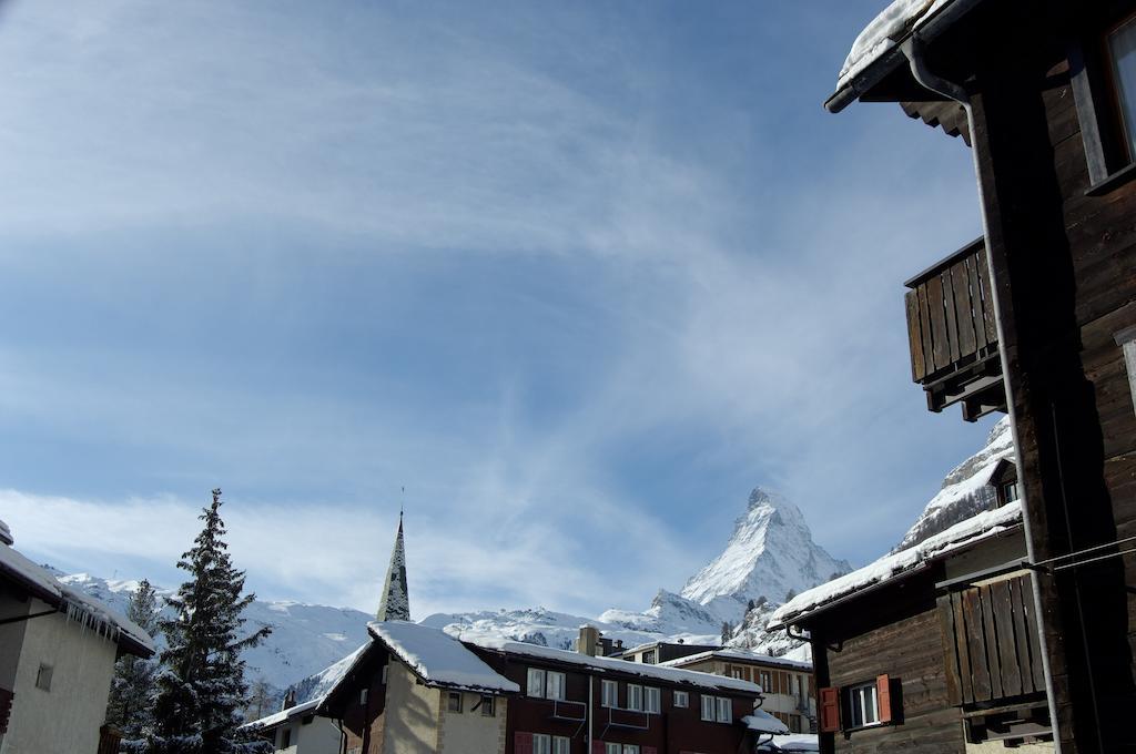 Ferienapartement Hinterdorf Zermatt Bagian luar foto